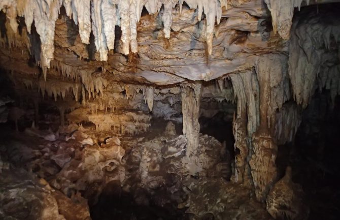 Visitas guiadas a la Cueva de Malalmuerzo y Necrópolis Mozárabe - Tozar, Granada