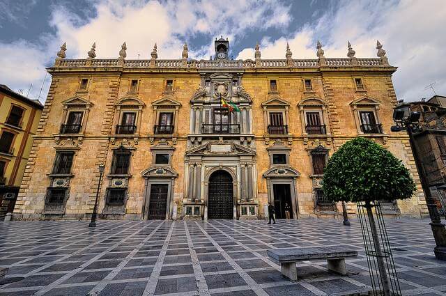 Abrir la Real Chancillería al público.